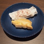 お茶菓子に猪最中